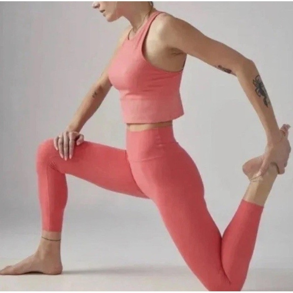 NWT Athleta TRANSCEND 7/8 TIGHT Coral Pink Leggings Women's Size SP‎